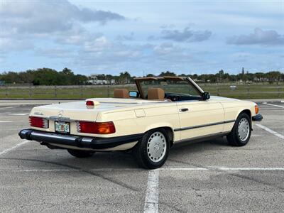 1987 Mercedes-Benz 560 SL   - Photo 12 - Boca Raton, FL 33432