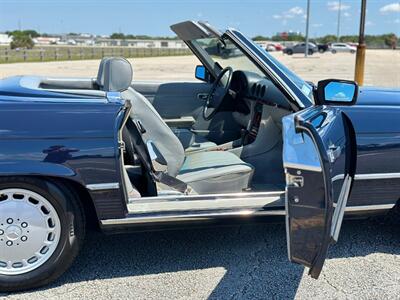 1988 Mercedes-Benz 560 SL   - Photo 21 - Boca Raton, FL 33432