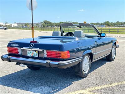 1988 Mercedes-Benz 560 SL   - Photo 14 - Boca Raton, FL 33432