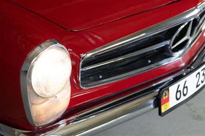 1966 Mercedes Benz 230SL SL - Photo 11 - Boca Raton, FL 33432