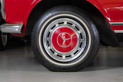 1966 Mercedes Benz 230SL SL - Photo 22 - Boca Raton, FL 33432