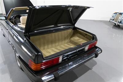 1989 Mercedes-Benz 560 SL   - Photo 30 - Boca Raton, FL 33432