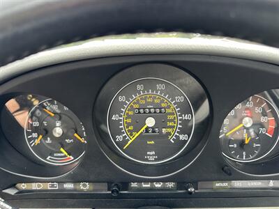 1987 Mercedes-Benz 560 SL   - Photo 29 - Boca Raton, FL 33432