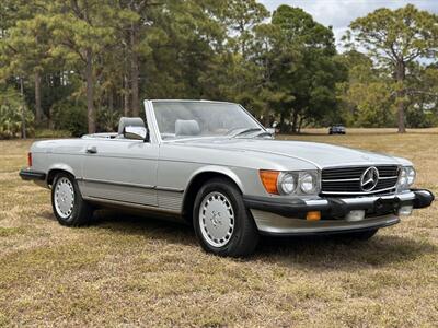 1987 Mercedes-Benz 560 SL   - Photo 2 - Boca Raton, FL 33432