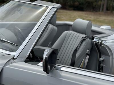 1987 Mercedes-Benz 560 SL   - Photo 20 - Boca Raton, FL 33432