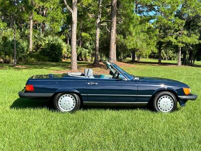 1987 Mercedes-Benz 560 SL   - Photo 2 - Boca Raton, FL 33432