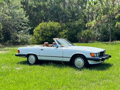 1988 Mercedes-Benz 560 SL   - Photo 1 - Boca Raton, FL 33432