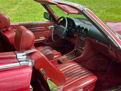 1989 Mercedes-Benz 560 SL   - Photo 25 - Boca Raton, FL 33432