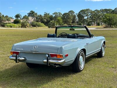 1971 Mercedes Benz 280SL SL   - Photo 15 - Boca Raton, FL 33432