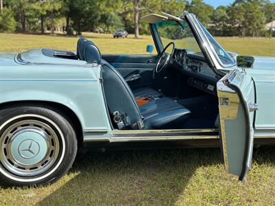 1971 Mercedes Benz 280SL SL   - Photo 24 - Boca Raton, FL 33432