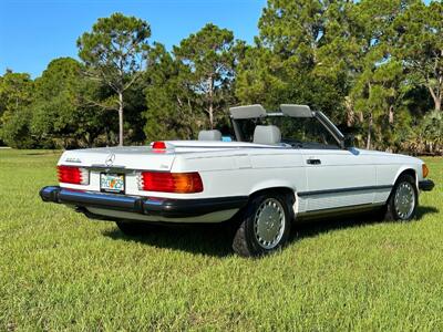 1987 Mercedes-Benz 560-Class 560 SL   - Photo 9 - Boca Raton, FL 33432