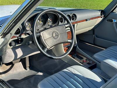 1987 Mercedes-Benz 560-Class 560 SL   - Photo 14 - Boca Raton, FL 33432