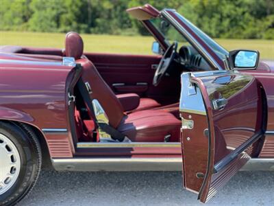 1987 Mercedes-Benz 560-Class 560 SL   - Photo 18 - Boca Raton, FL 33432