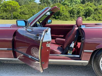 1987 Mercedes-Benz 560-Class 560 SL   - Photo 13 - Boca Raton, FL 33432