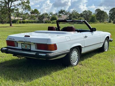 1988 Mercedes-Benz 560 SL   - Photo 10 - Boca Raton, FL 33432