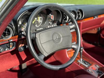 1988 Mercedes-Benz 560 SL - Photo 18 - Boca Raton, FL 33432