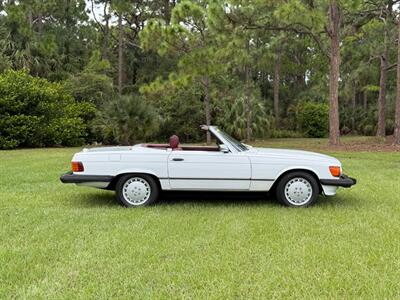 1988 Mercedes-Benz 560 SL - Photo 2 - Boca Raton, FL 33432