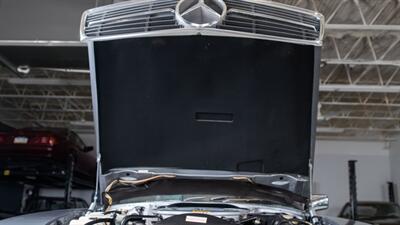 1988 Mercedes-Benz 560 SL   - Photo 60 - Boca Raton, FL 33432