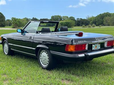 1986 Mercedes-Benz 560 SL   - Photo 10 - Boca Raton, FL 33432