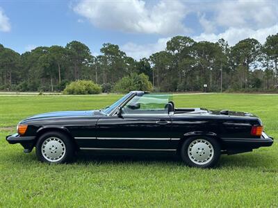 1986 Mercedes-Benz 560 SL   - Photo 8 - Boca Raton, FL 33432