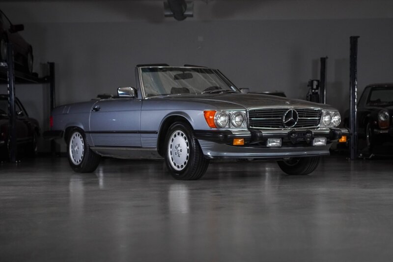 1988 Mercedes-Benz 560 SL  