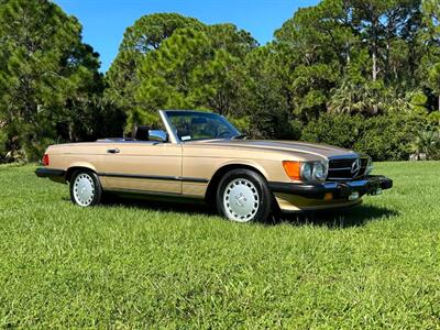 1988 Mercedes-Benz 560 SL   - Photo 1 - Boca Raton, FL 33432