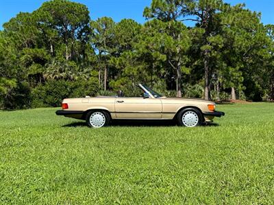 1988 Mercedes-Benz 560 SL   - Photo 4 - Boca Raton, FL 33432