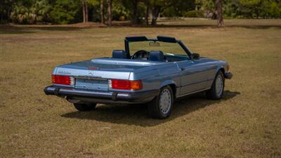 1989 Mercedes-Benz 560 SL   - Photo 11 - Boca Raton, FL 33432