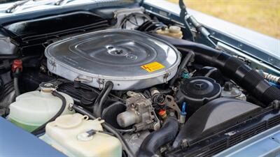 1989 Mercedes-Benz 560 SL   - Photo 21 - Boca Raton, FL 33432