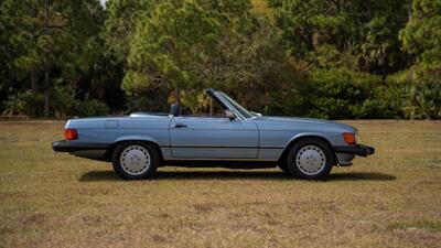 1989 Mercedes-Benz 560 SL   - Photo 12 - Boca Raton, FL 33432