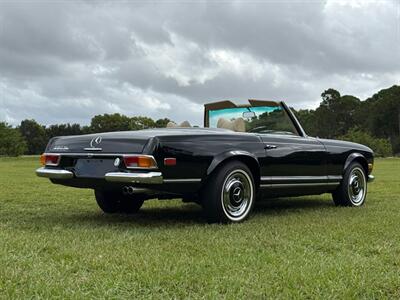 1970 Mercedes-Benz SL   - Photo 11 - Boca Raton, FL 33432