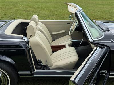 1970 Mercedes-Benz SL   - Photo 23 - Boca Raton, FL 33432