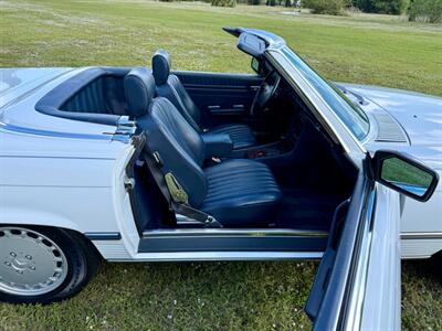 1987 Mercedes-Benz 560 SL   - Photo 33 - Boca Raton, FL 33432