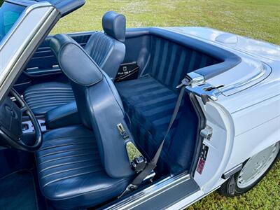 1987 Mercedes-Benz 560 SL   - Photo 25 - Boca Raton, FL 33432