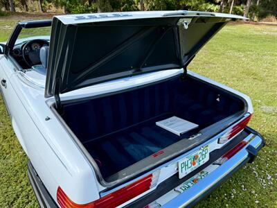 1987 Mercedes-Benz 560 SL   - Photo 44 - Boca Raton, FL 33432