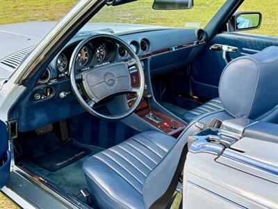 1987 Mercedes-Benz 560 SL   - Photo 18 - Boca Raton, FL 33432