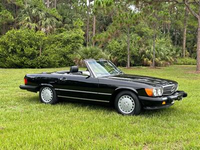 1988 Mercedes-Benz 560 SL   - Photo 1 - Boca Raton, FL 33432