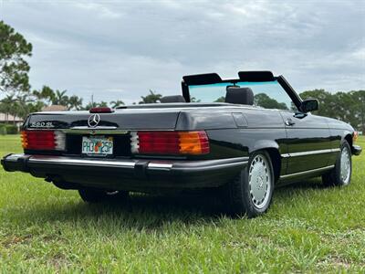 1988 Mercedes-Benz 560 SL   - Photo 13 - Boca Raton, FL 33432