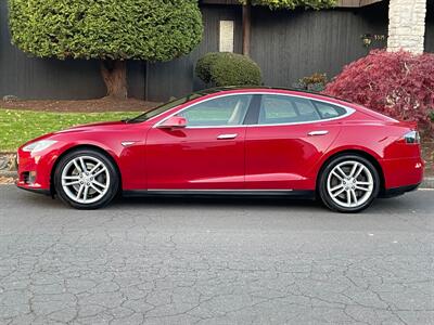 2013 Tesla Model S   - Photo 2 - Portland, OR 97202