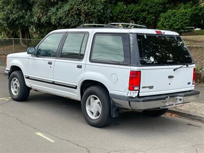 1994 Ford Explorer XLT 4dr XLT   - Photo 3 - Portland, OR 97202