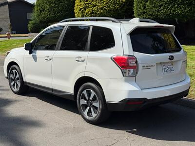2017 Subaru Forester 2.5i Premium - Photo 3 - Portland, OR 97202