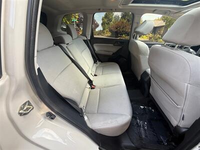 2017 Subaru Forester 2.5i Premium - Photo 14 - Portland, OR 97202