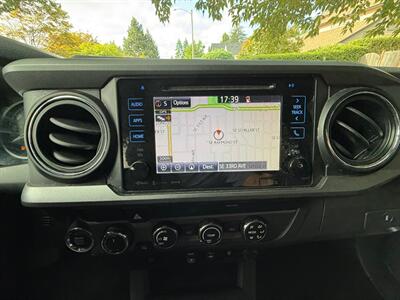 2019 Toyota Tacoma TRD Sport - Photo 17 - Portland, OR 97202