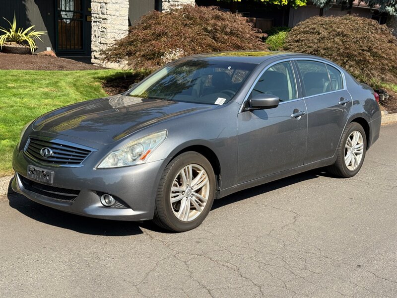 2013 INFINITI G37 Sedan x  
