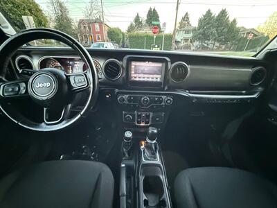 2020 Jeep Wrangler Unlimited Sport S   - Photo 13 - Portland, OR 97202