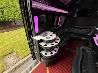 2012 Mercedes-Benz Sprinter 2500 - Photo 12 - Portland, OR 97202