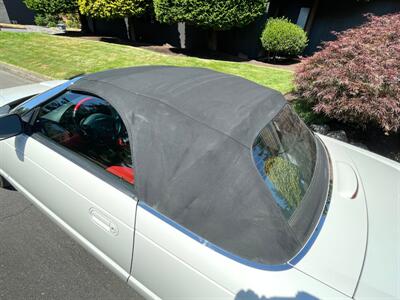 2003 Ford Thunderbird Deluxe   - Photo 11 - Portland, OR 97202