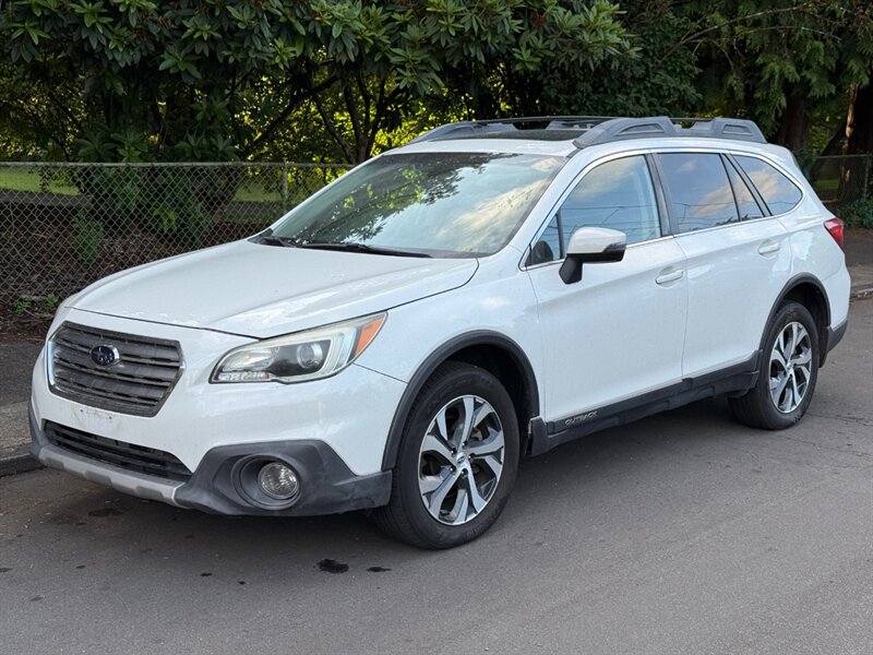 2017 Subaru Outback 3.6R Limited   - Photo 1 - Portland, OR 97202