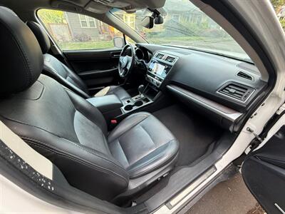 2017 Subaru Outback 3.6R Limited - Photo 10 - Portland, OR 97202