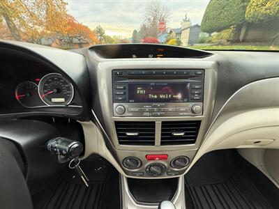 2010 Subaru Impreza 2.5i Premium   - Photo 15 - Portland, OR 97202